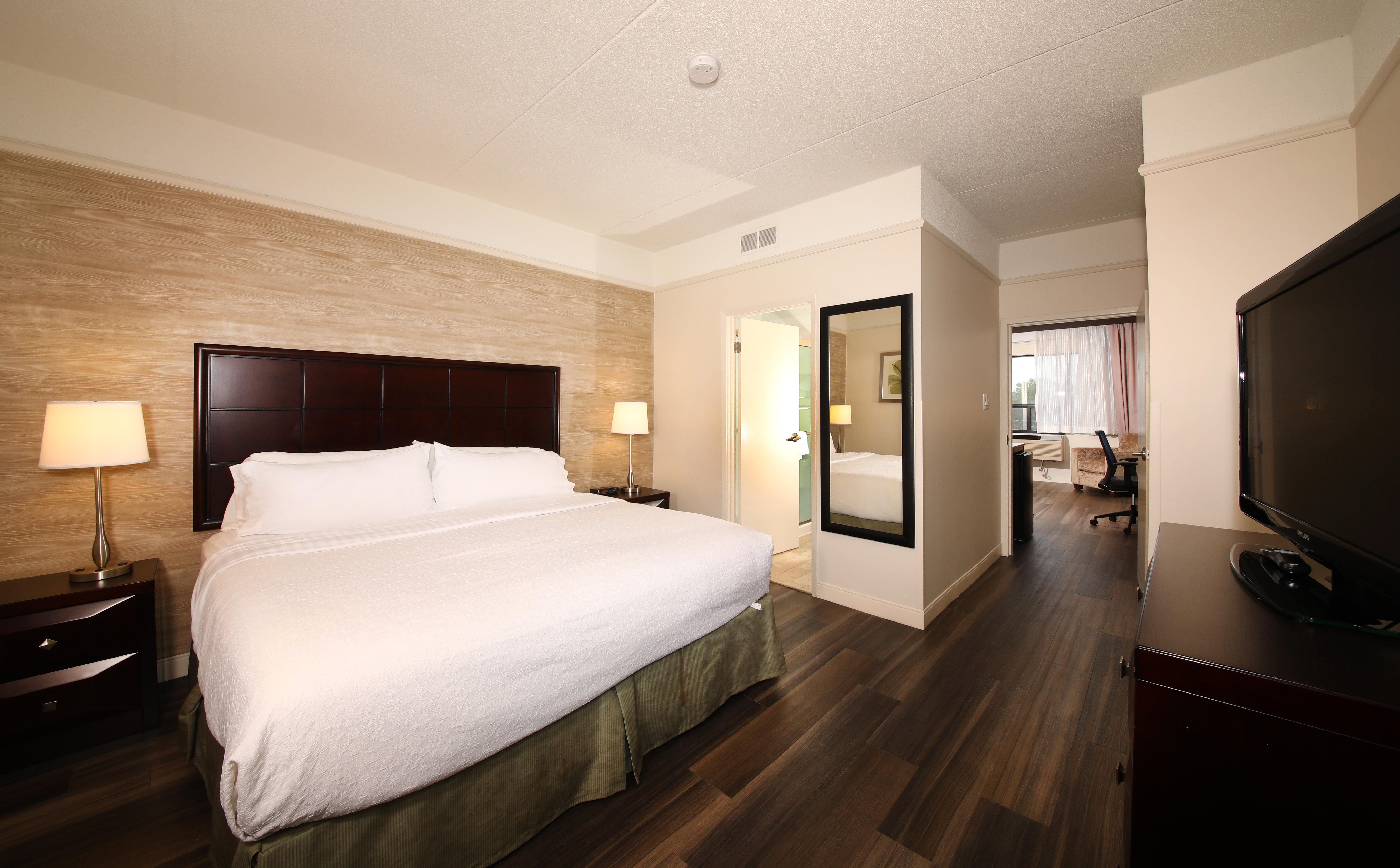 Holiday Inn Windsor - Ambassador Bridge By Ihg Exterior foto