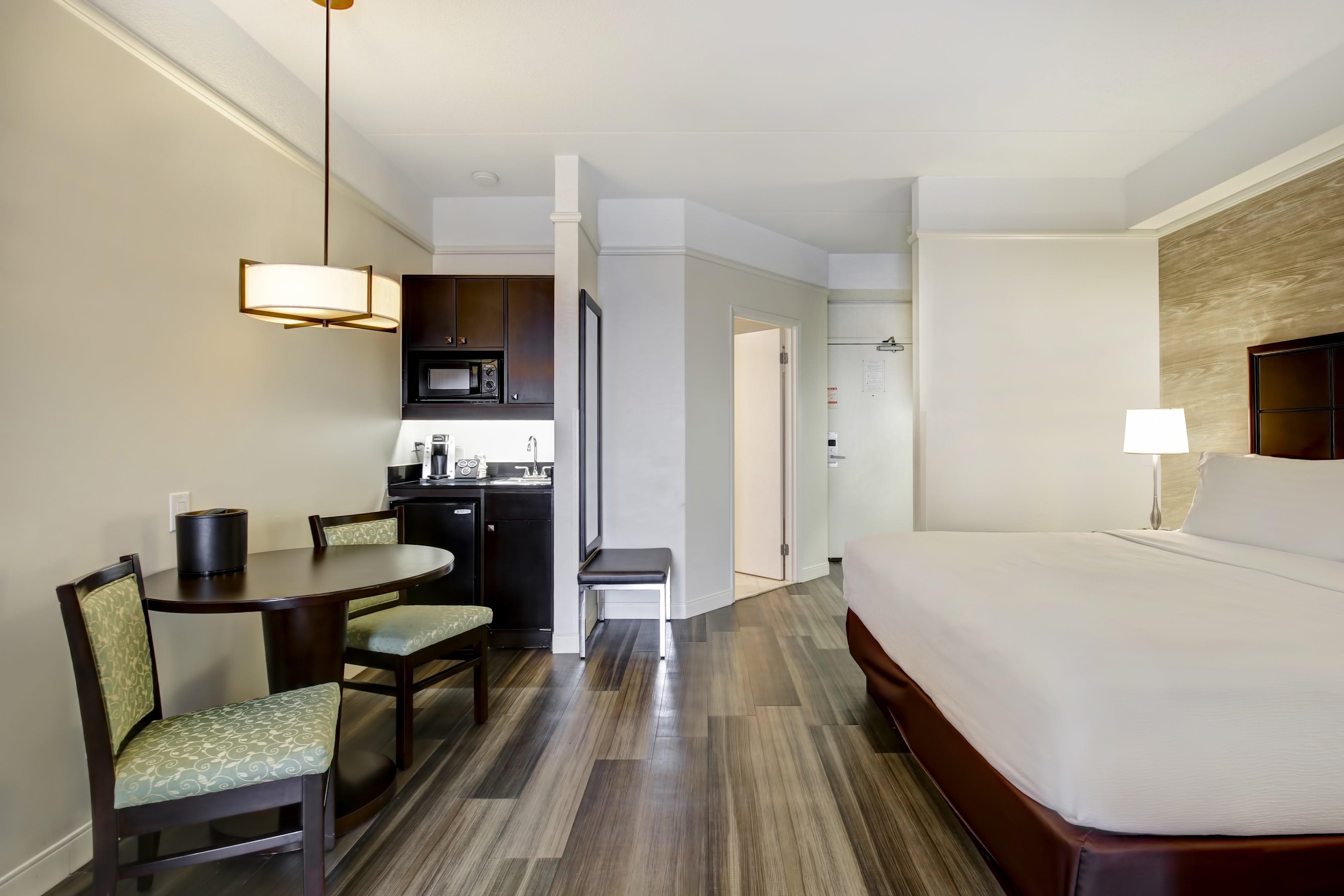 Holiday Inn Windsor - Ambassador Bridge By Ihg Exterior foto
